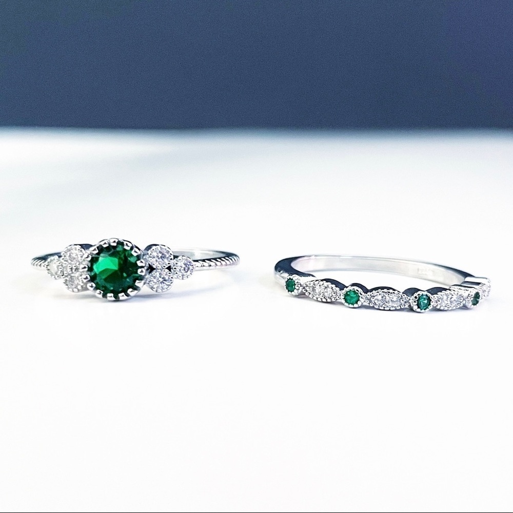 925 Sterling Silver Cubic Zirconia Ring Set - Picture 3 of 9